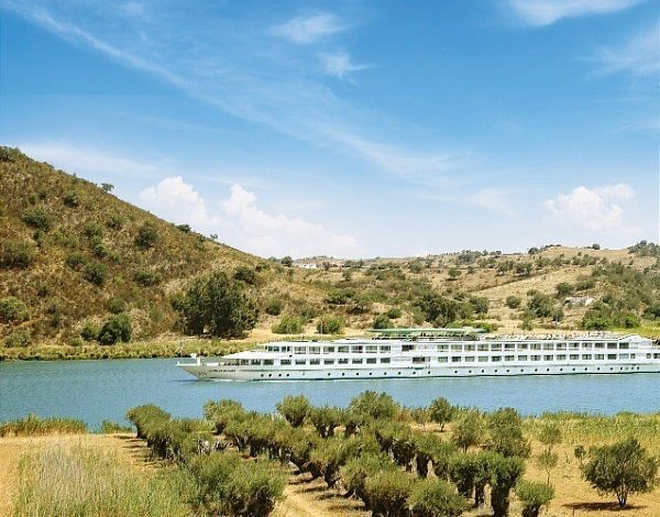 Photo of Andalusia of CroisiEurope: tradition, gastronomy and flamenco

 /  2022-11-02 21:33:37 