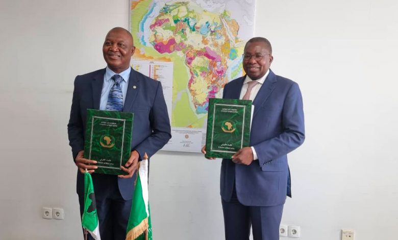 Photo of Africa Development Bank and African Union Commission Sign $9.73M Grant Agreement to Boost Digital Market Development in Africa |  African Development Bank