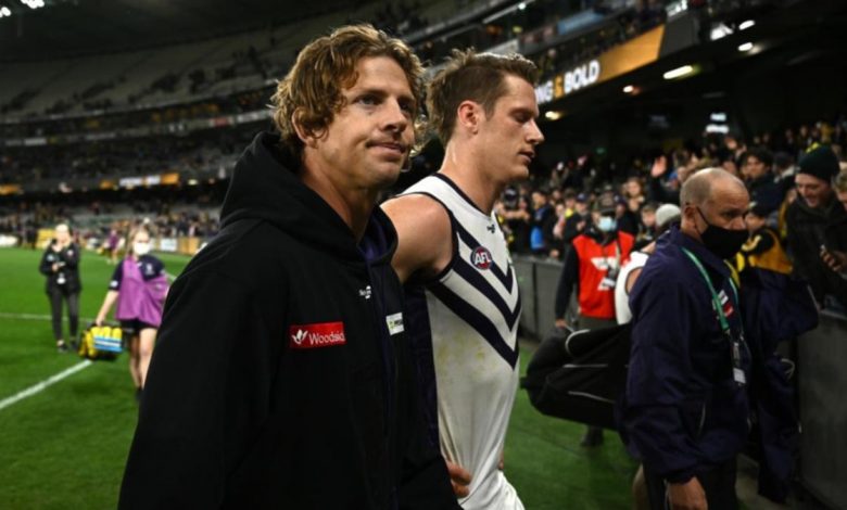 Photo of Nat Fyfe resigns after six years as Dockers captain