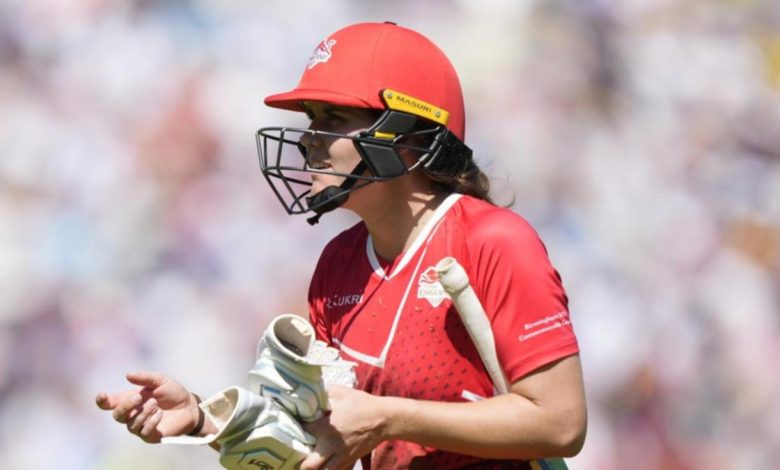 Photo of Nat Sciver-Brunt leads England to decisive victory over India