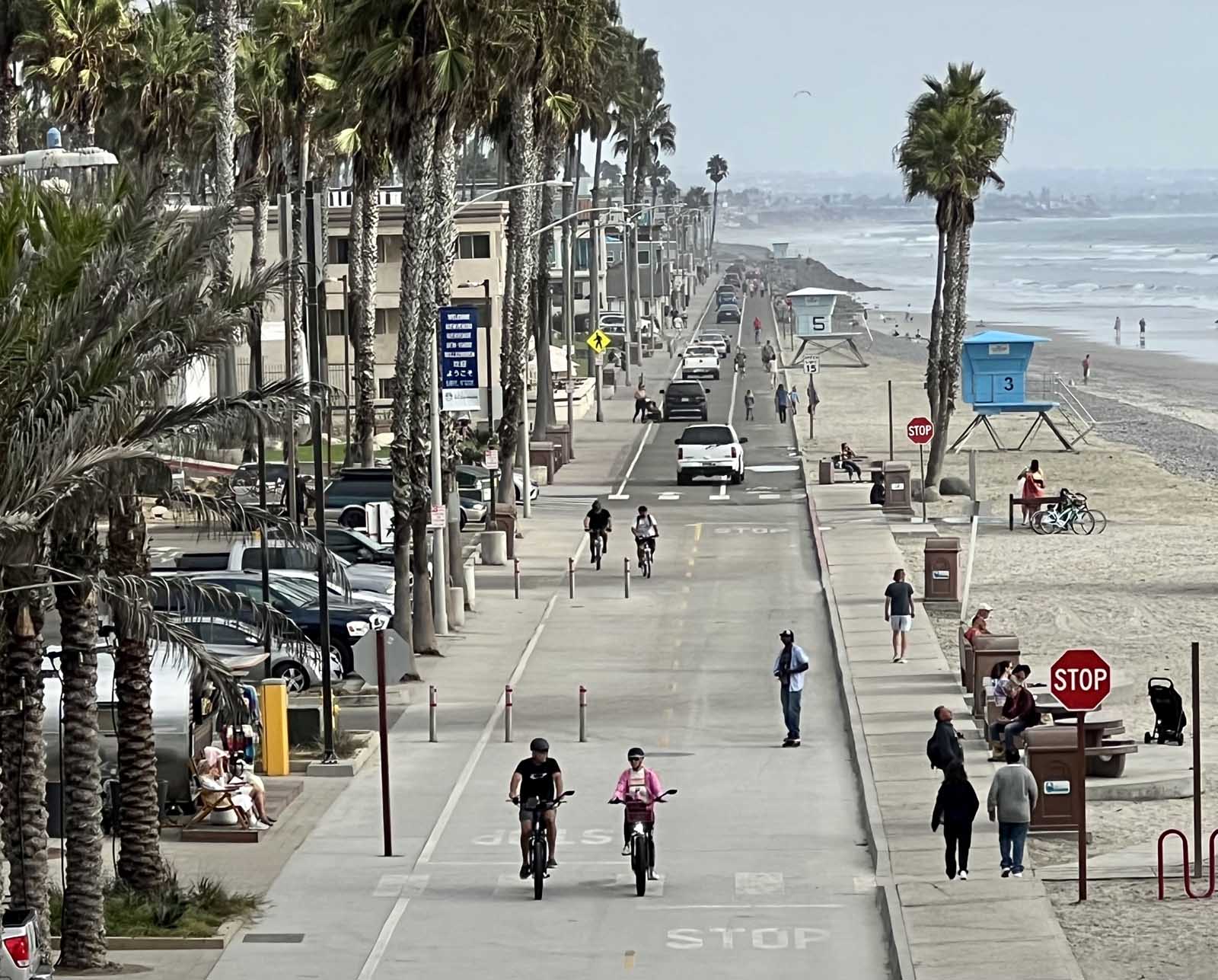 coastal path along the ocean in California