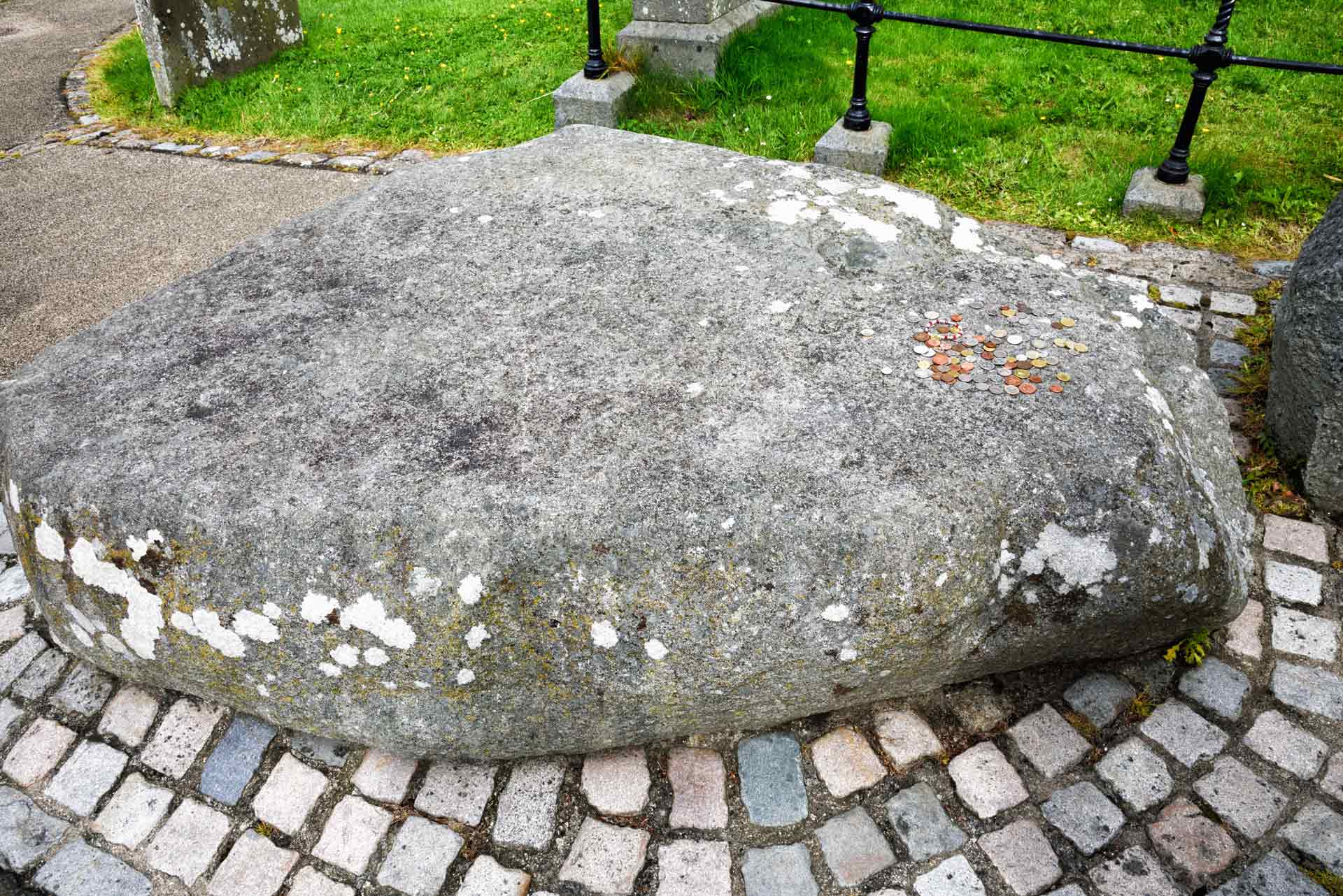 st patrick's grave in downpatrick