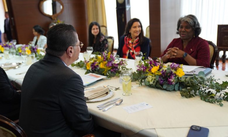 Photo of Reading of Ambassador Linda Thomas-Greenfield’s meeting with Costa Rican President Rodrigo Chaves