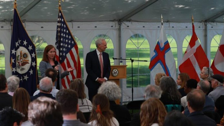 Photo of Ambassador Leventhal is hosting the US Citizen Town Hall in Copenhagen