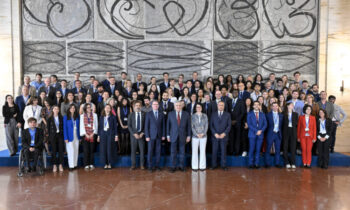 Photo of Chargé d’Affaires Shawn Crowley celebrates the 75th anniversary of Fulbright Italy