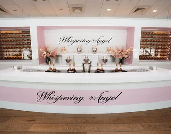 Photo of New Whispering Angel bar opened at Heathrow Terminal 5

 /  2023-07-18 11:27:25 