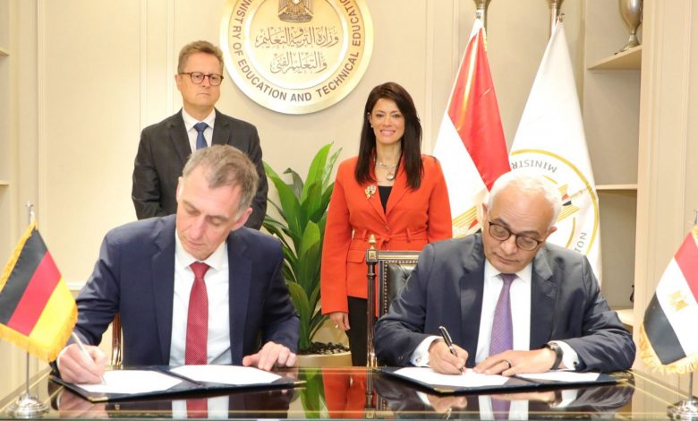 Photo of Egypt and Germany Sign Memorandum to Establish Up to 100 Egyptian-German Schools