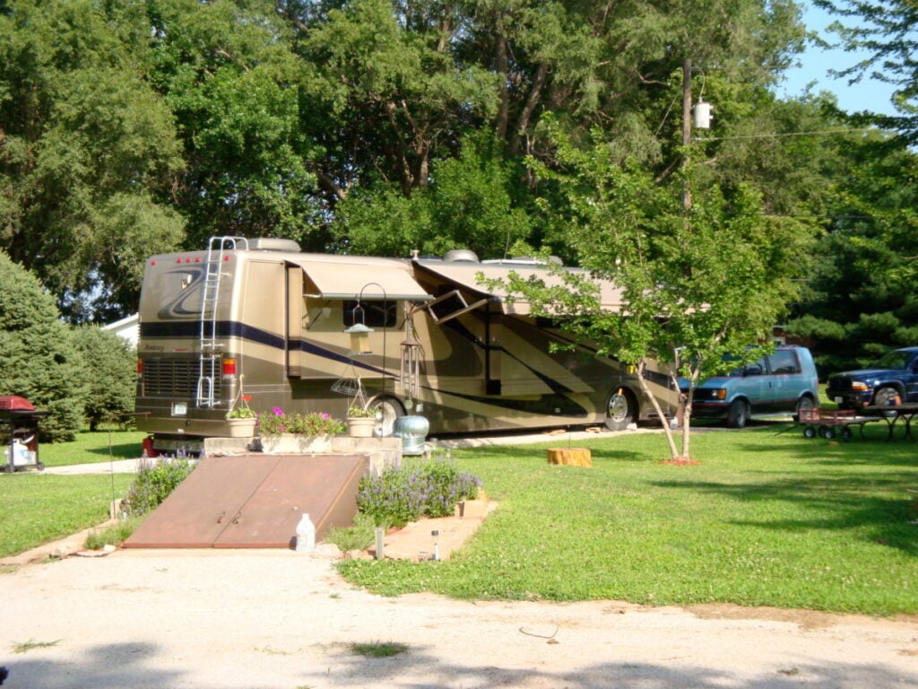 RU LOST RV LOT camping Campground in Nemaha, Nebraska