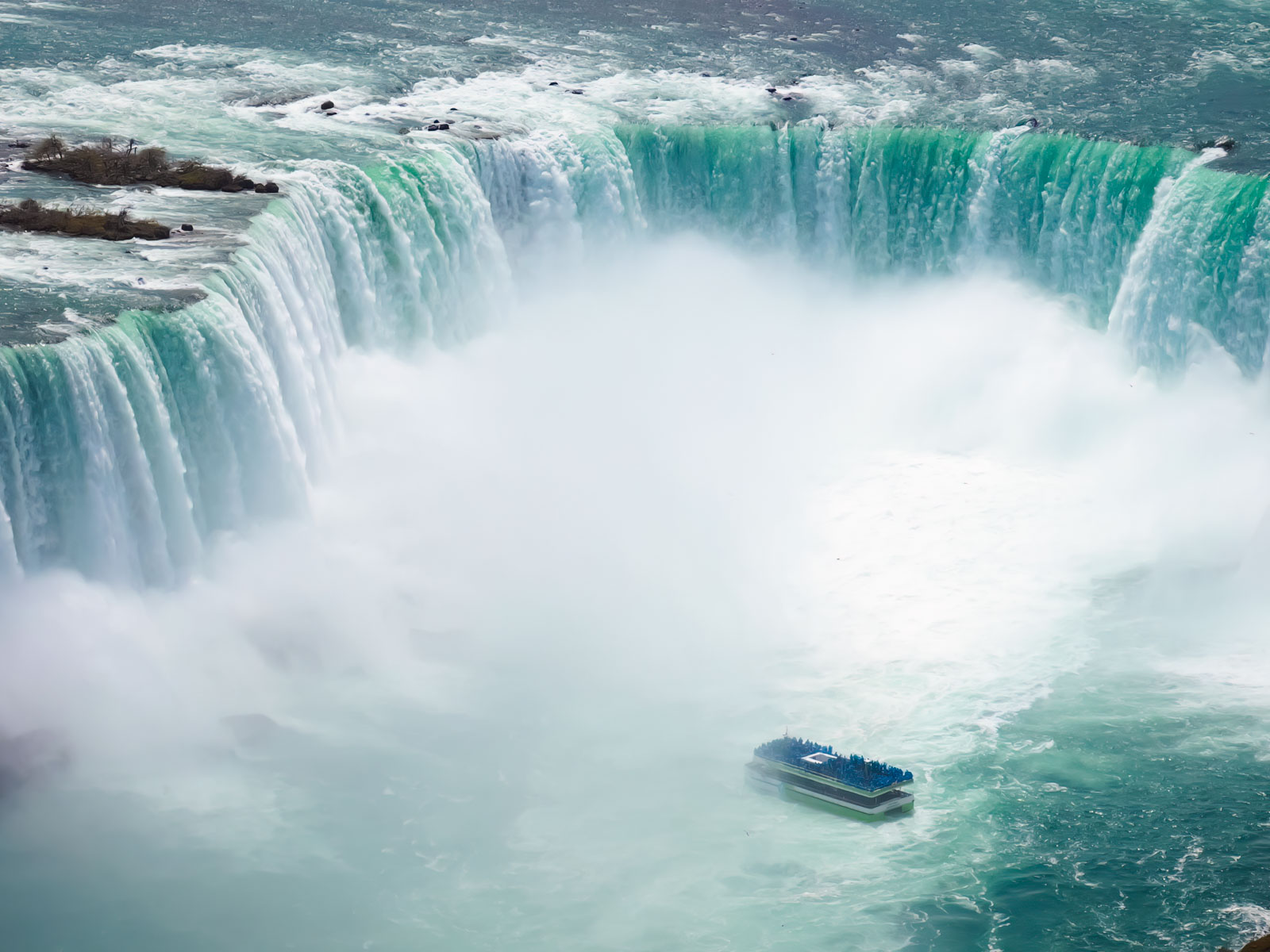 a day in the Niagara Falls trail